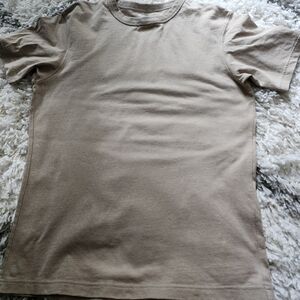 Uniqlo beige shirt Size S Unisex